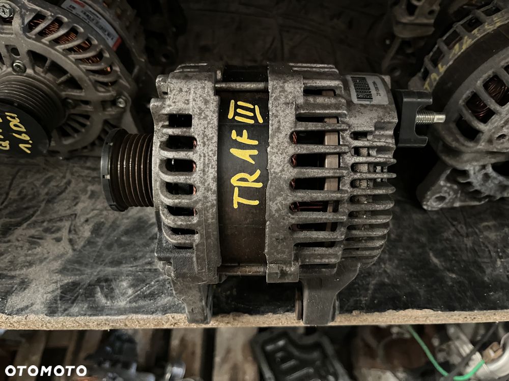 Alternator 1.6 DCI Renault Trafic III Vivaro B 231006729R - 1