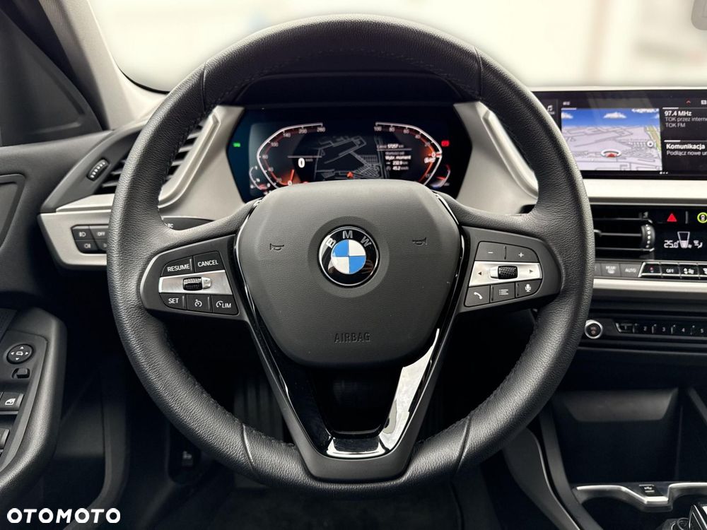 BMW Seria 1 - 12