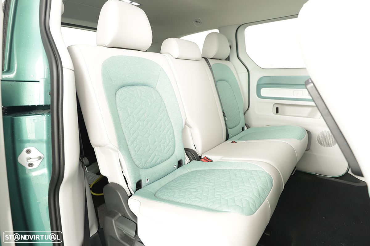 VW ID.Buzz Pro - 16