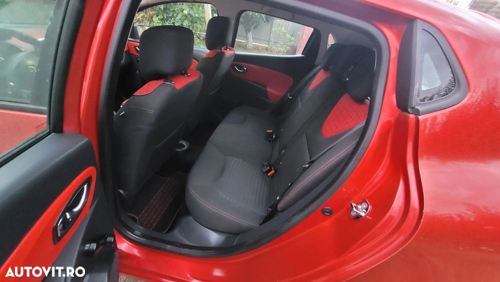Renault Clio 1.5 dCi Expression - 17