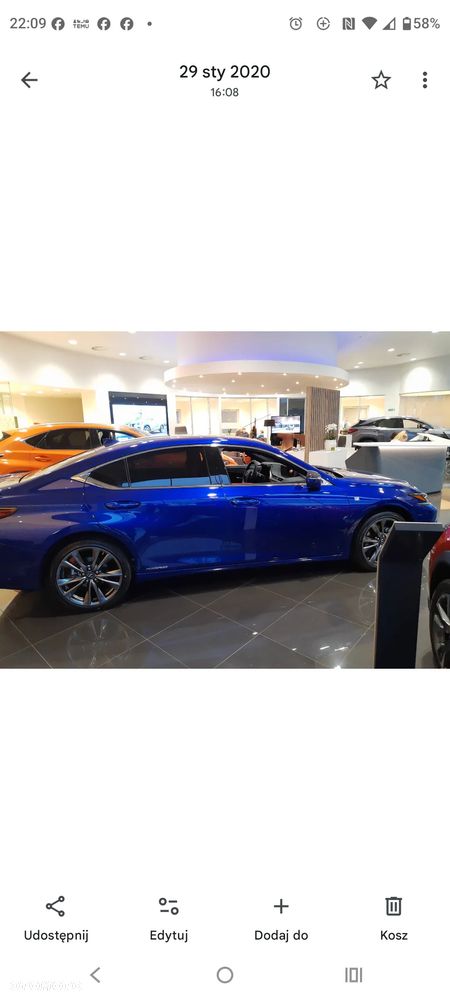 Lexus ES 300h F Sport - 11