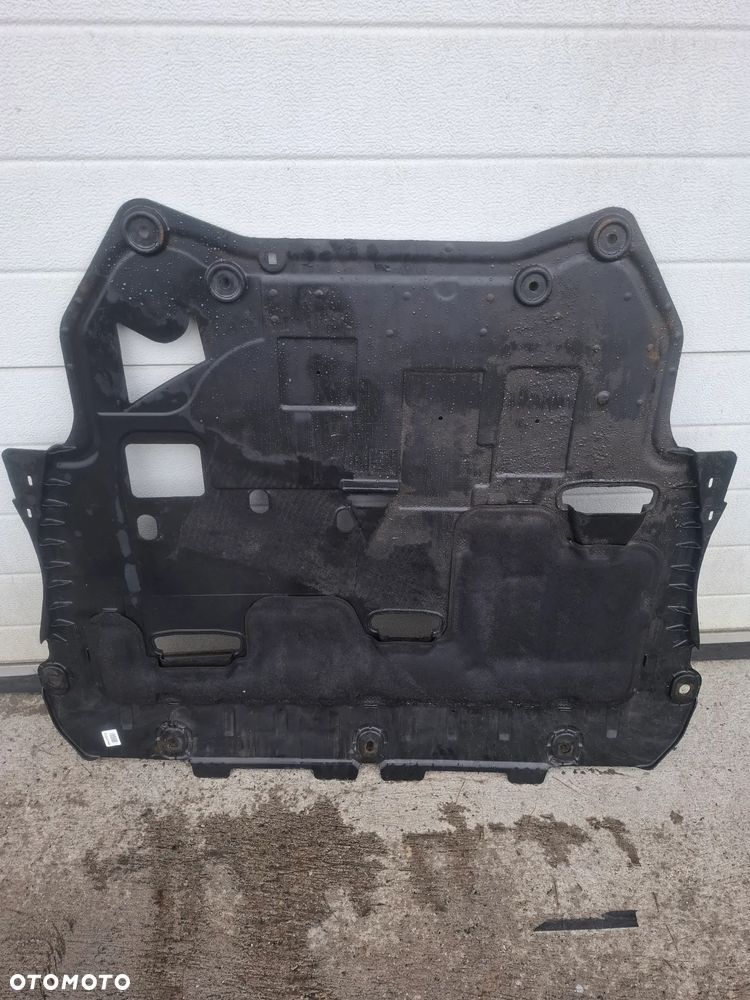 Volvo XC40 osłona pod silnik 32226764 - 2