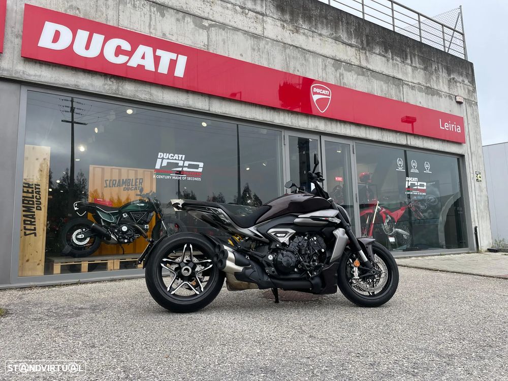 Ducati XDiavel V4 - 11