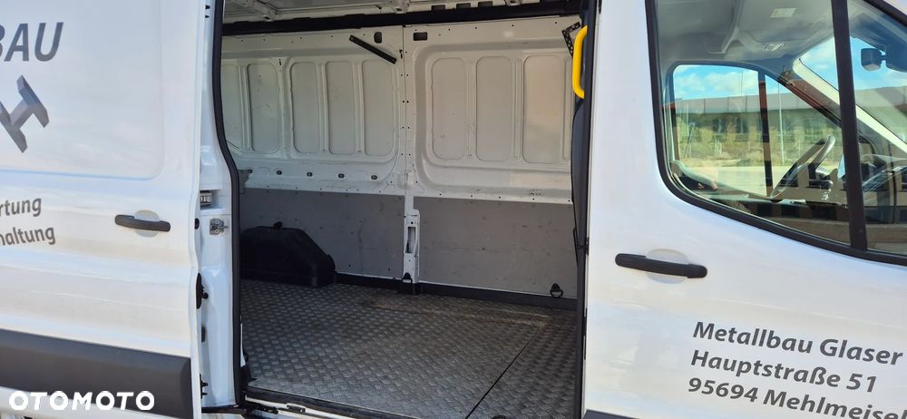 Ford Transit - 13