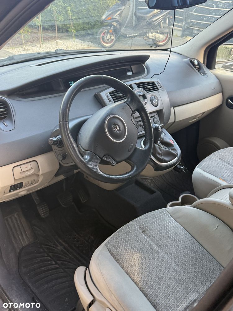 Renault Scenic - 7