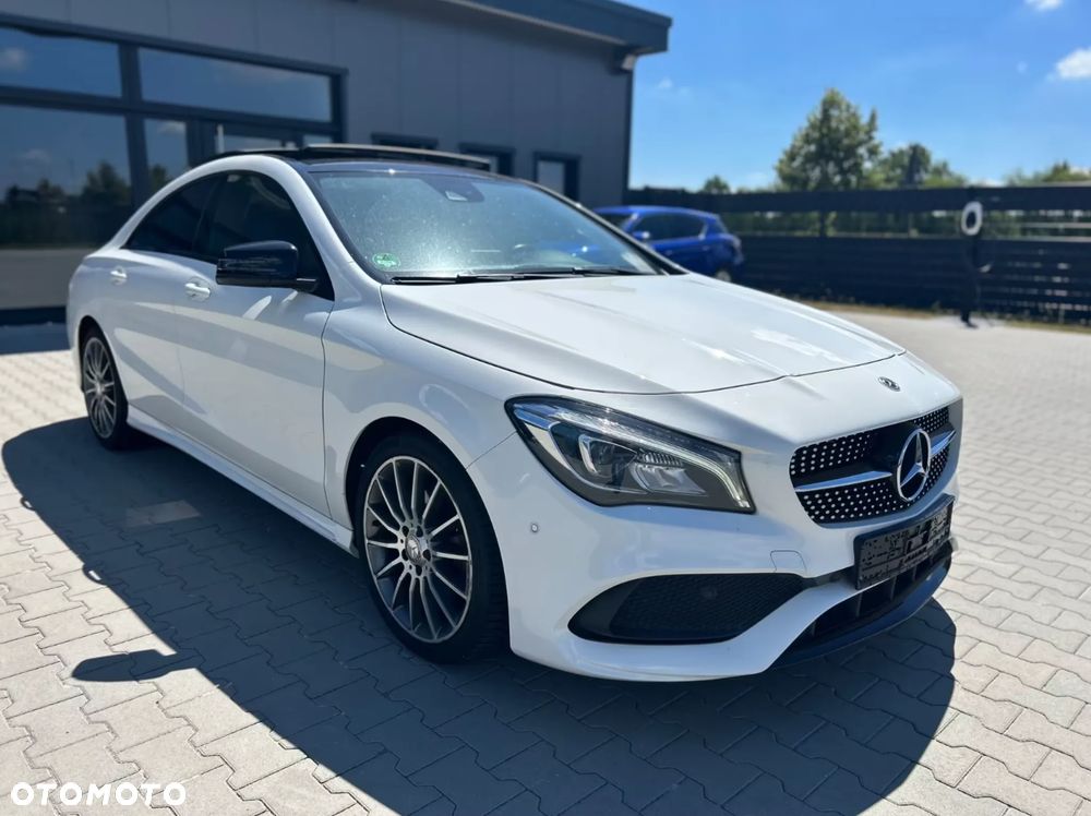 Mercedes-Benz CLA 250 4-Matic AMG Line - 1