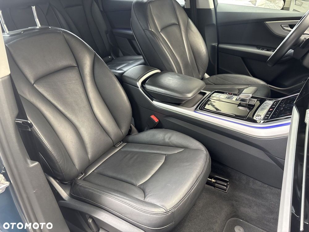 Audi Q7 - 38