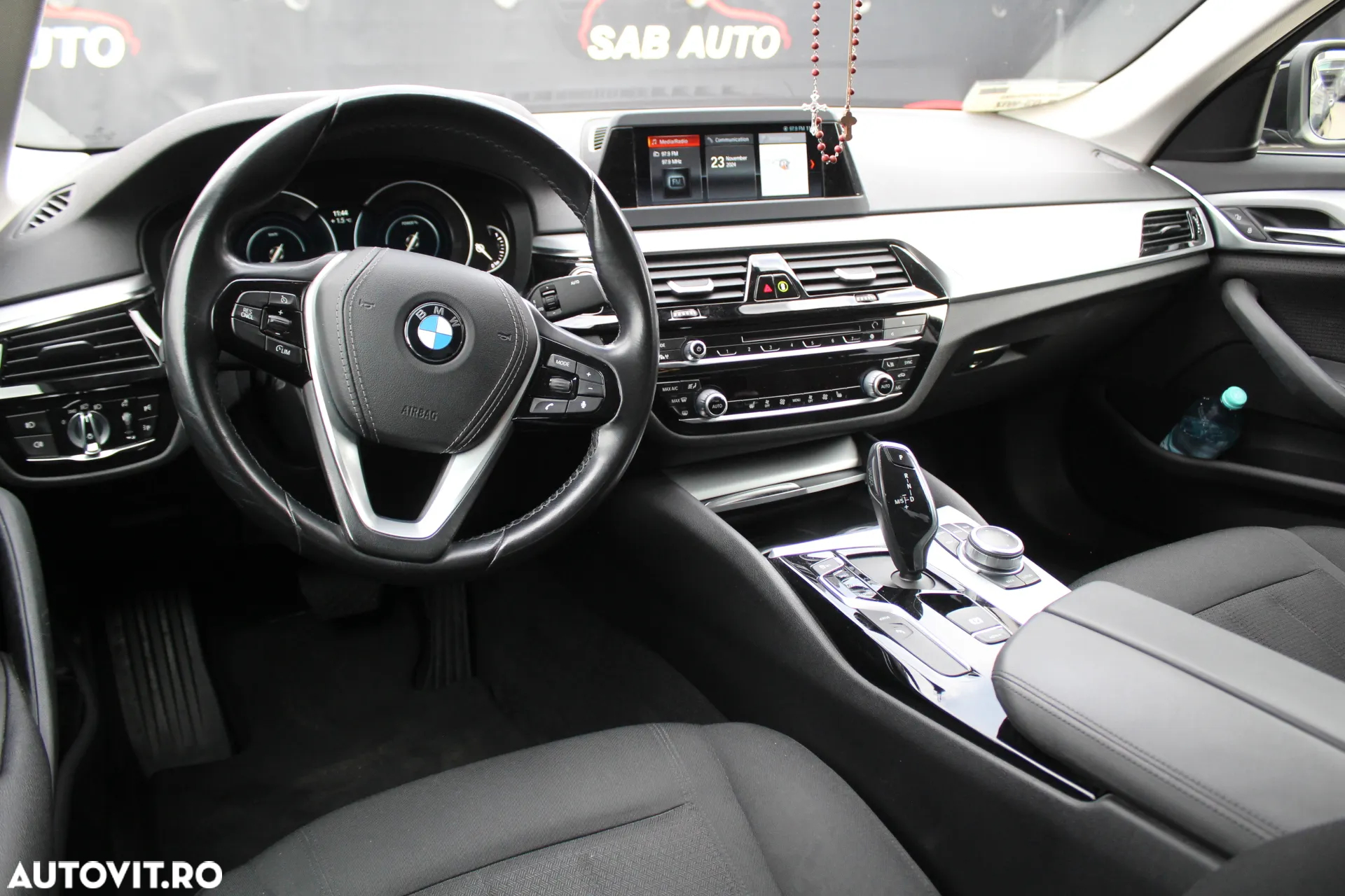 BMW Seria 5 530e xDrive AT PHEV - 6