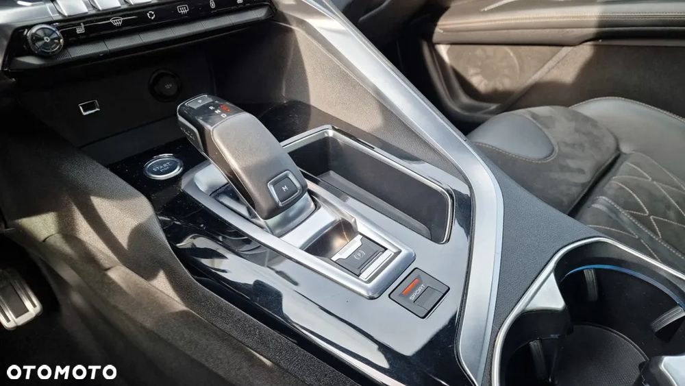 Peugeot 3008 BlueHDi 180 Stop & Start EAT8 GT - 34