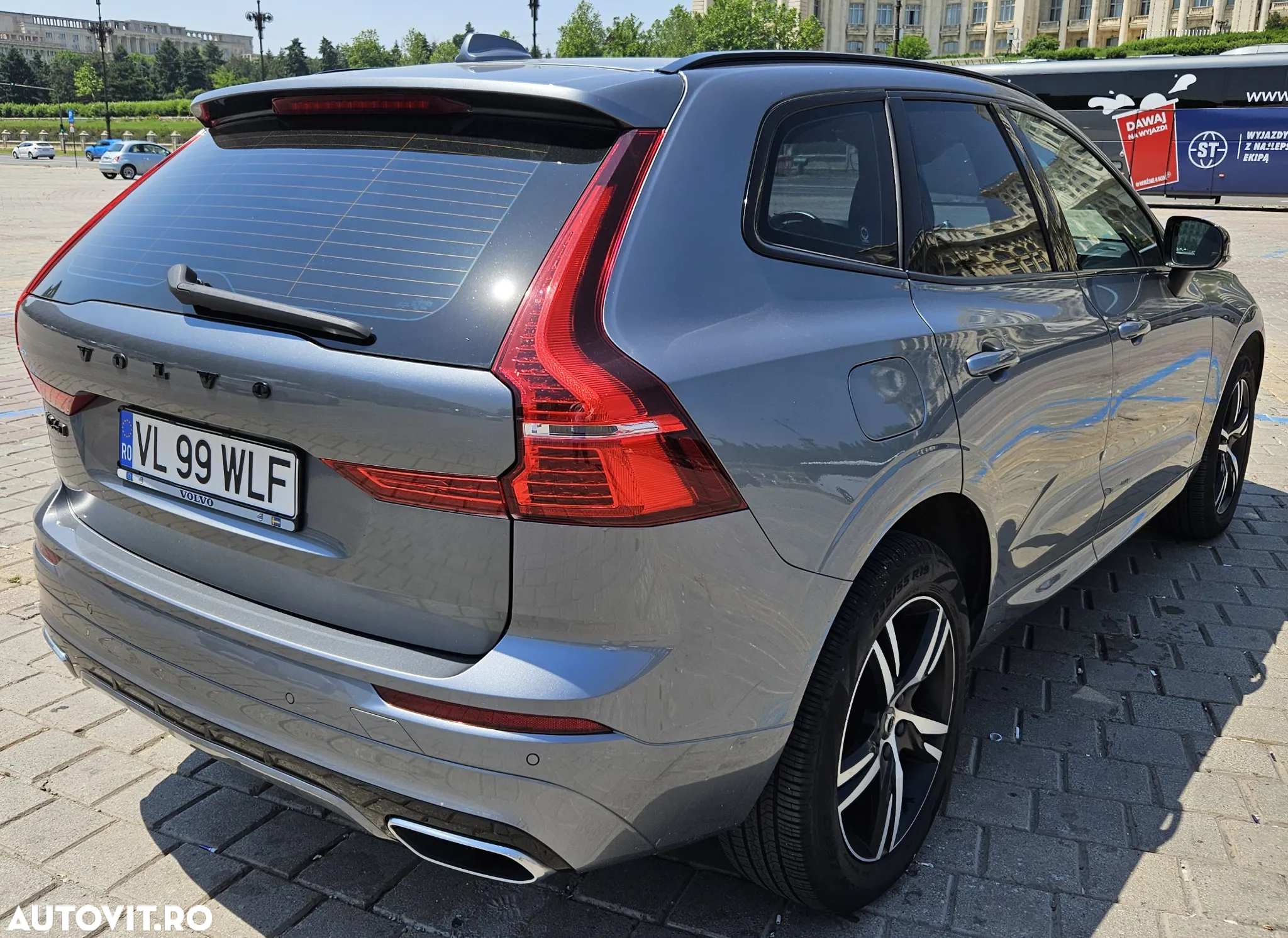 Volvo XC 60 D4 R-Design - 5