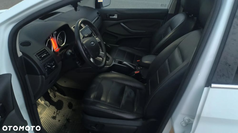 Ford Kuga 2.0 TDCi Titanium FWD - 9