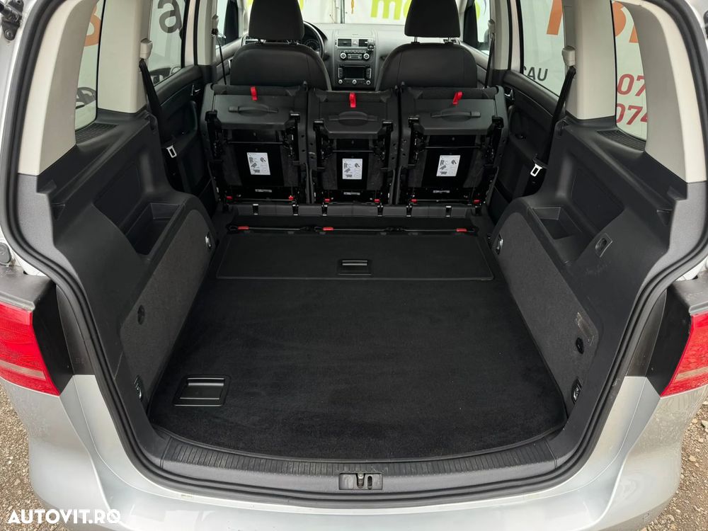 Volkswagen Touran 1.6 TDI DPF Comfortline - 25