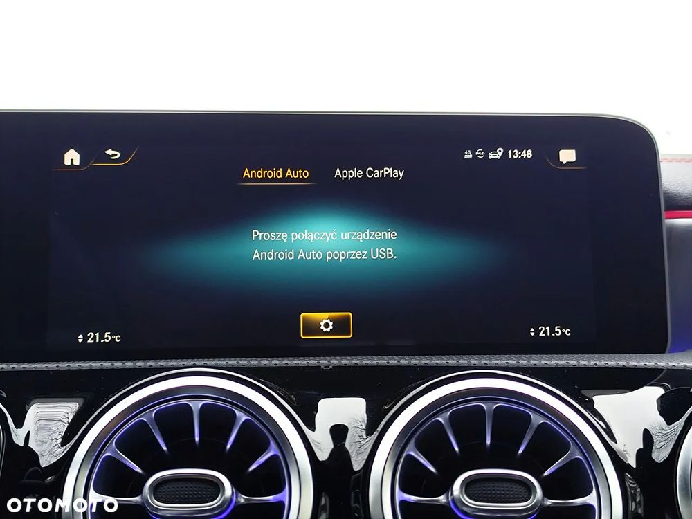 Mercedes-Benz CLA 200 Progressive 7G-DCT - 32