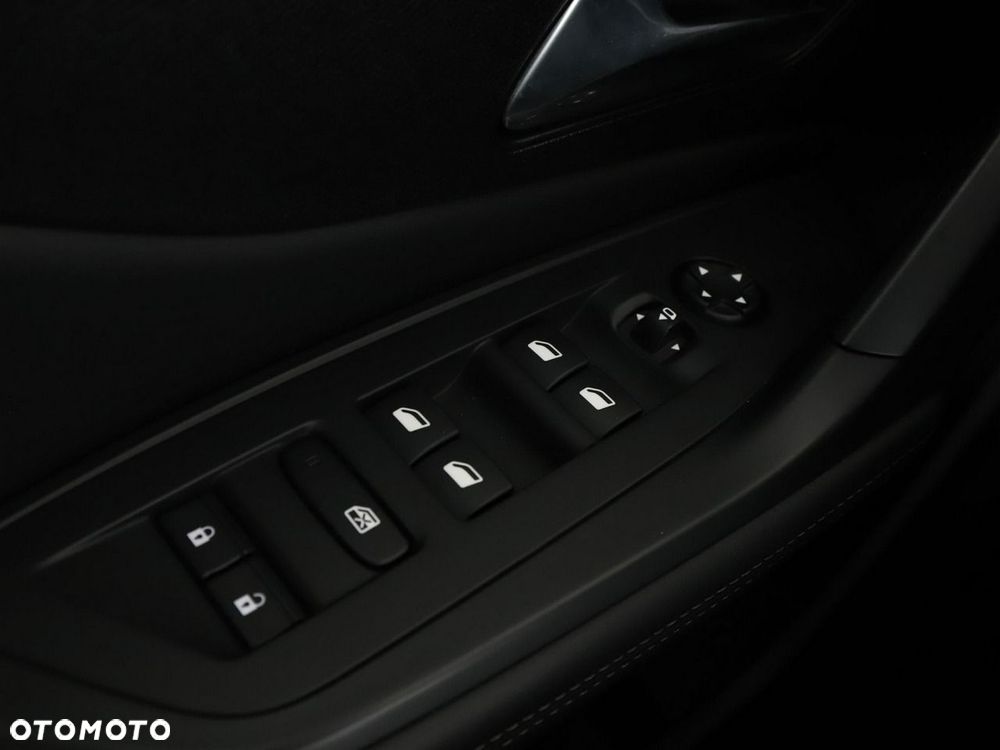Peugeot 408 1.2 PureTech Allure Pack S&S EAT8 - 39
