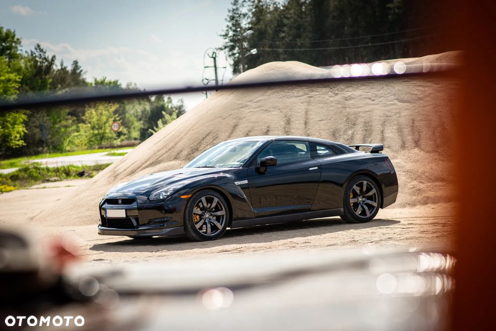 Nissan GT-R Black Edition - 24