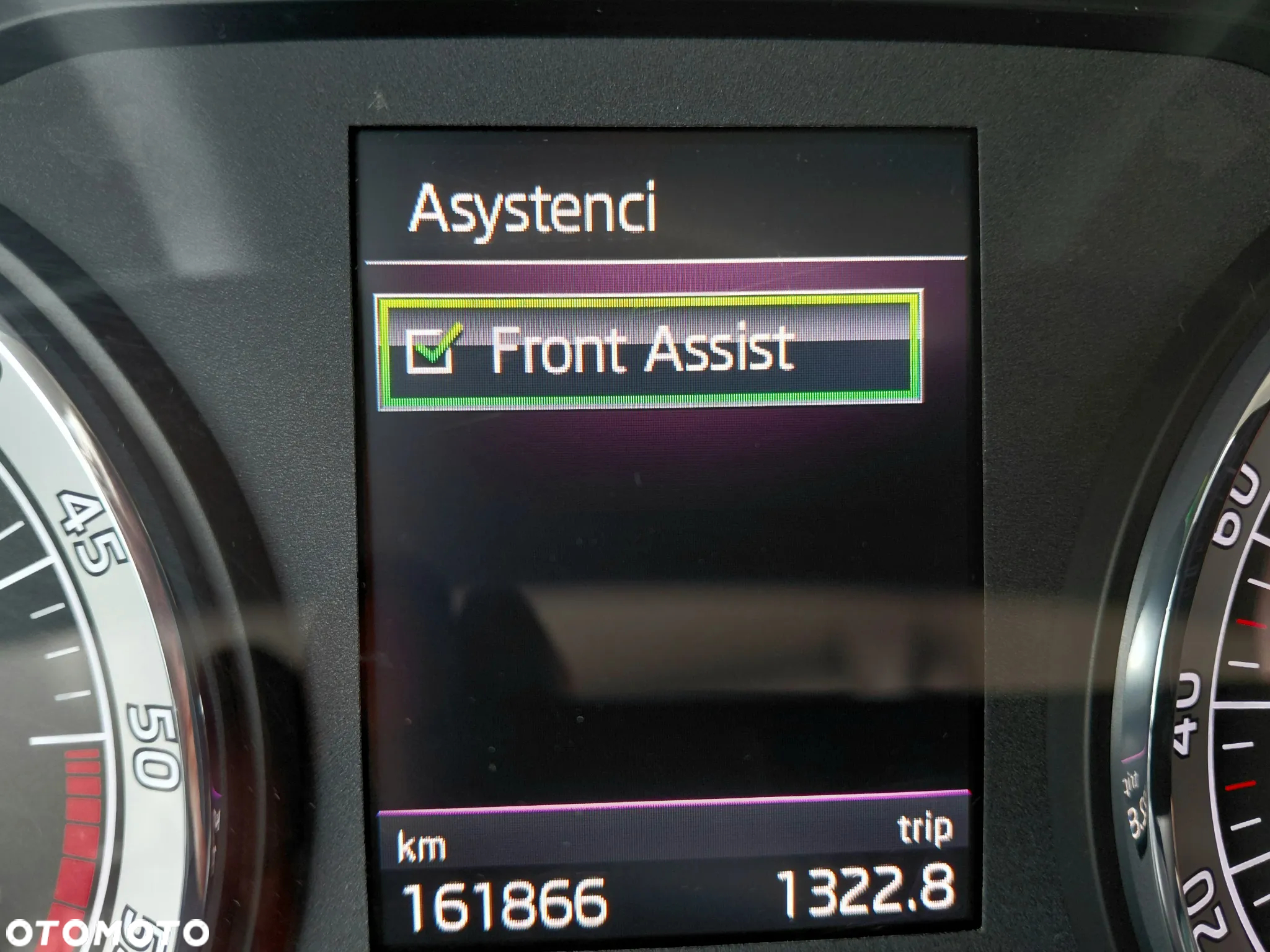 Skoda Karoq 2.0 TDI SCR 4x4 Style DSG - 8