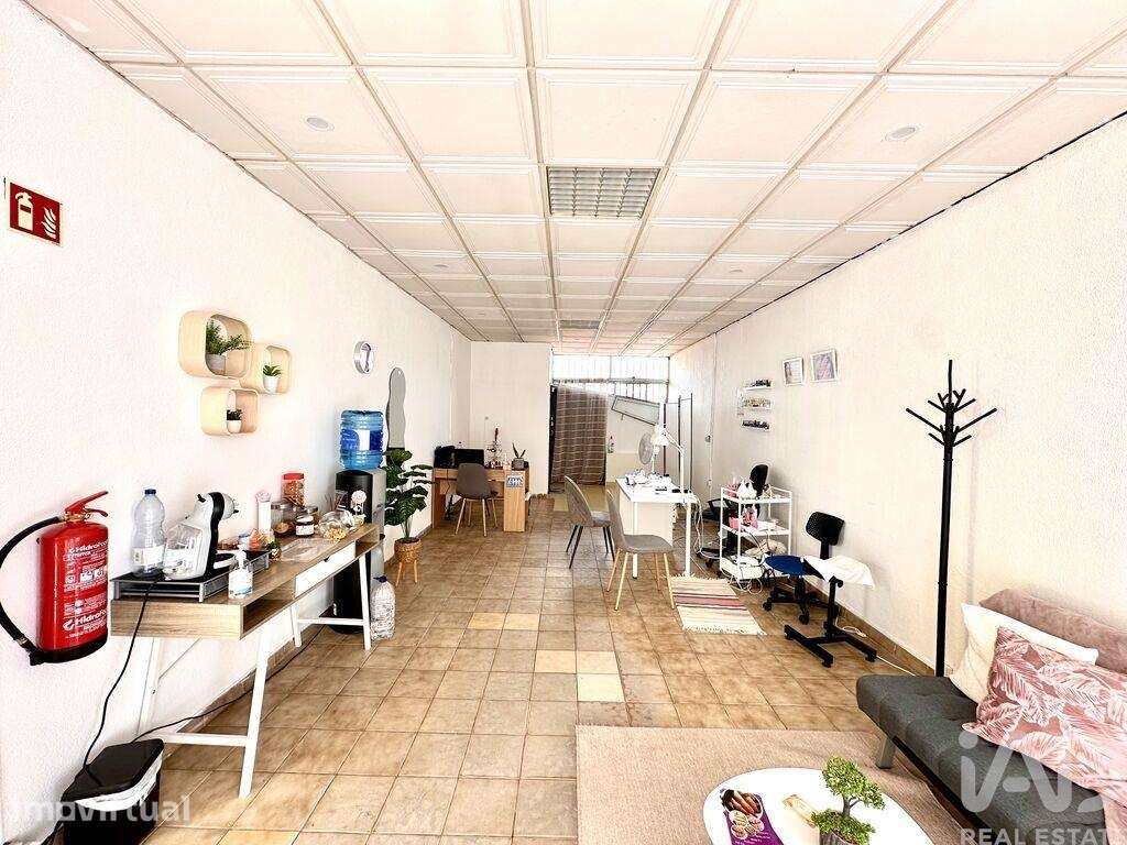 Loja / Estabelecimento Comercial em Mangualde, Mesquitela e Cunha Alta - Grande imagem: 4/8