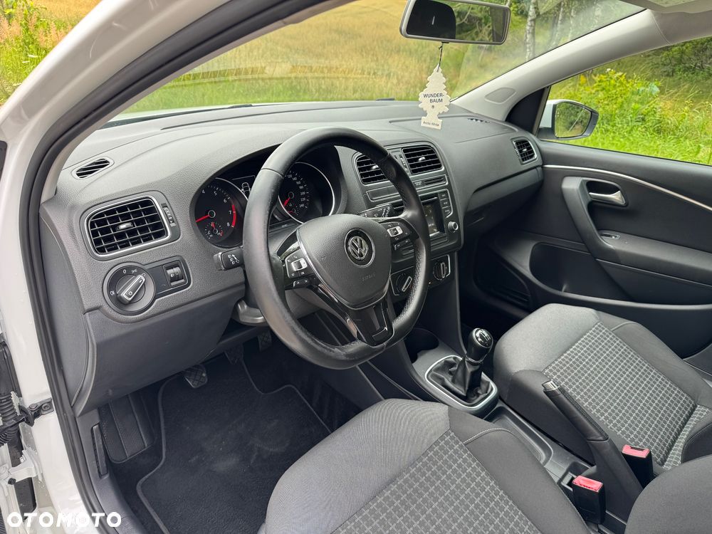 Volkswagen Polo 1.0 Comfortline - 15