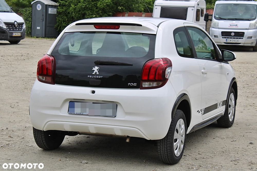 Peugeot 108 - 10