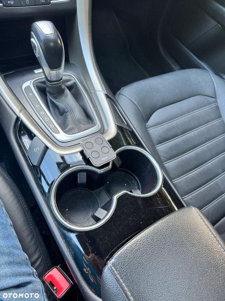 Ford Mondeo - 16