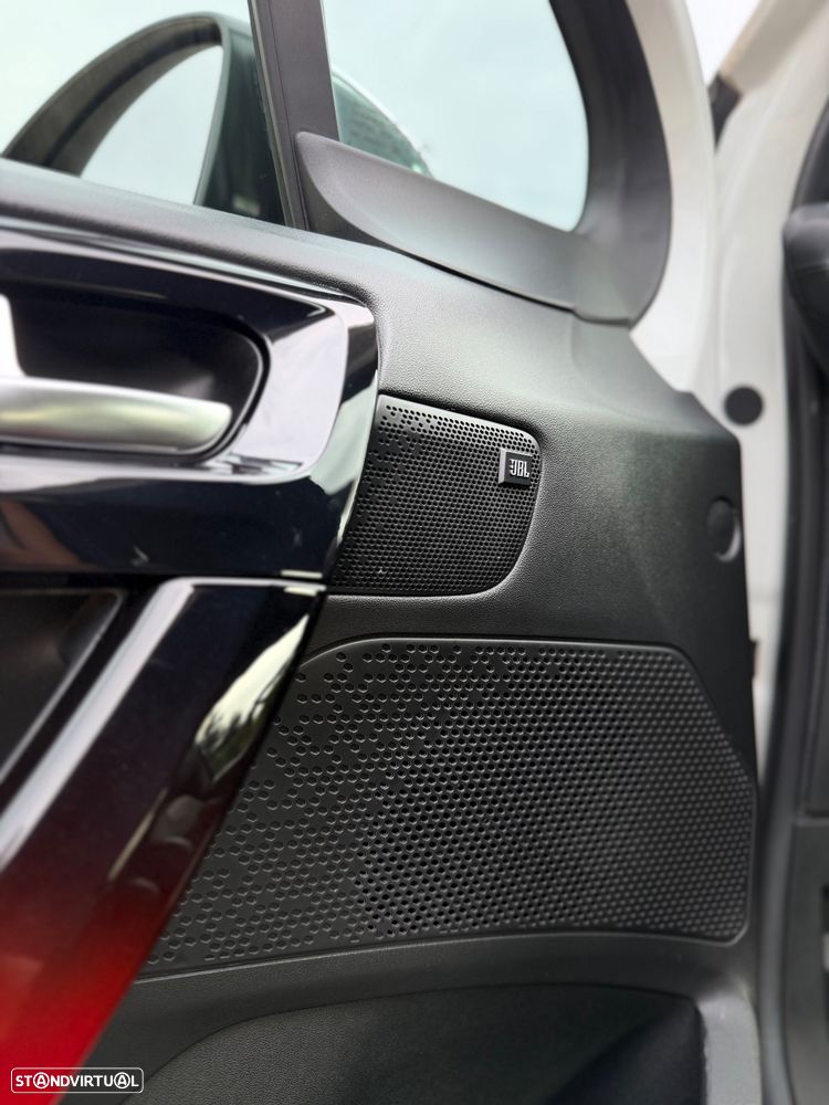 Peugeot 208 GTI 200 THP - 14
