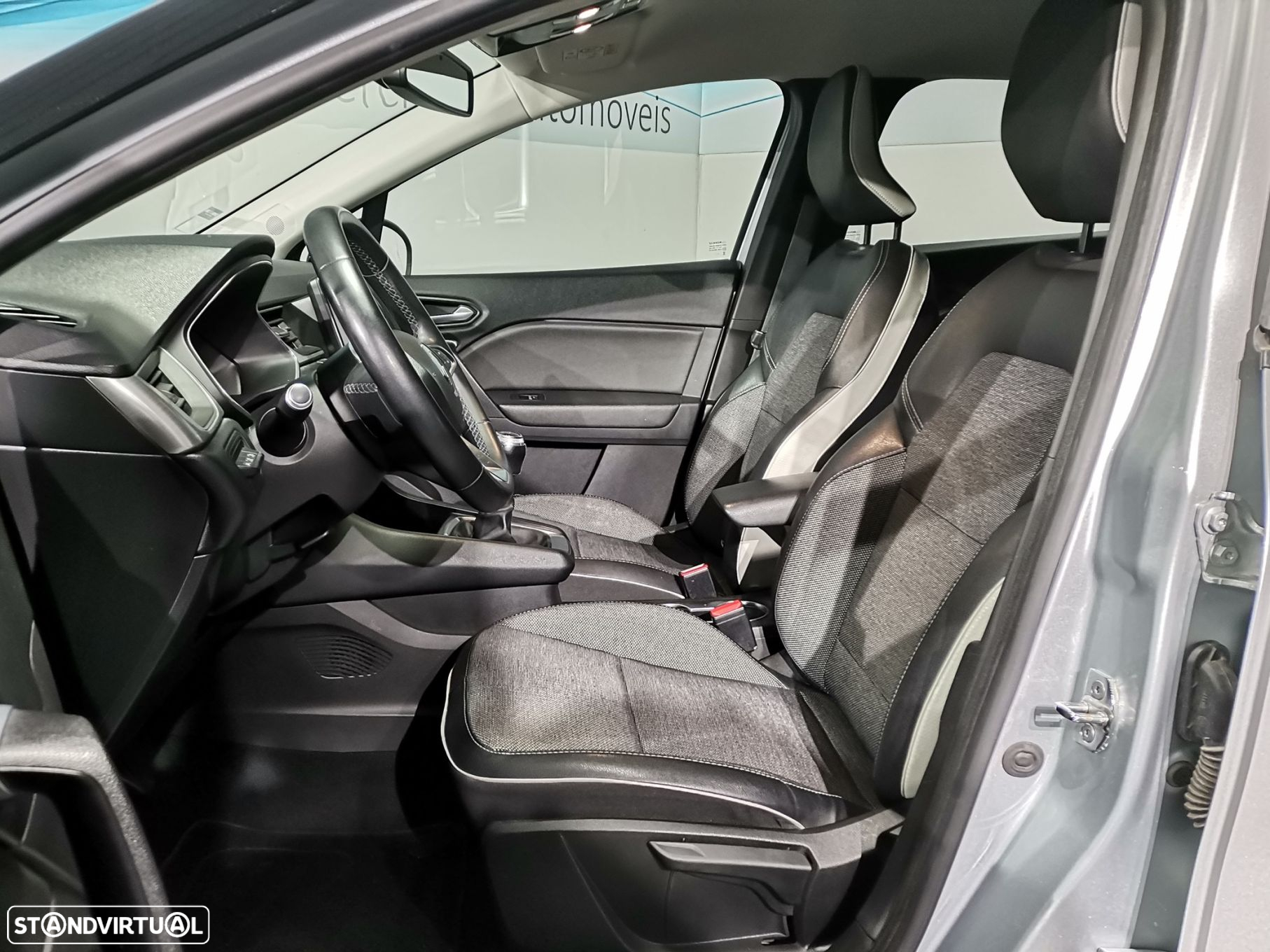 Renault Captur 1.0 TCe Exclusive - 7