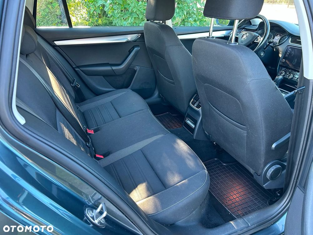 Skoda Octavia 1.5 TSI GPF ACT Style DSG - 11