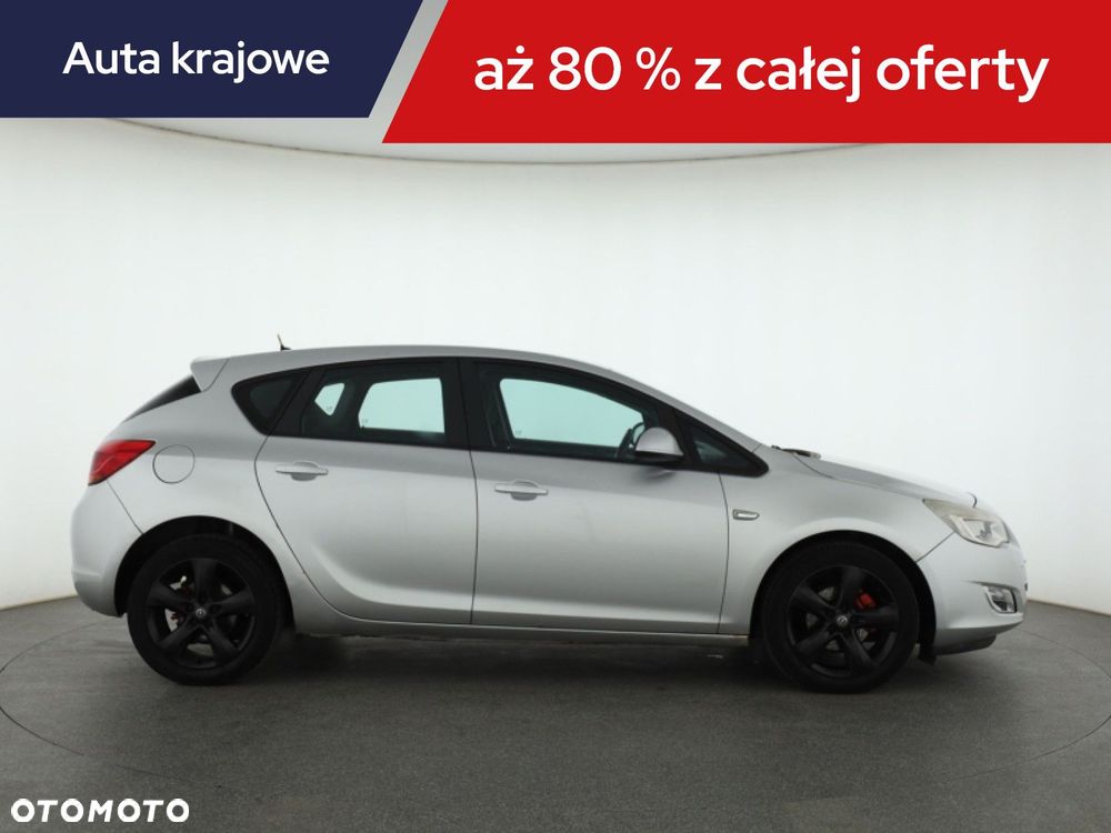 Opel Astra - 8