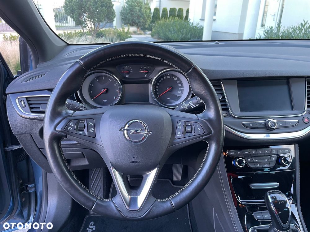 Opel Astra 1.4 T Elite - 21