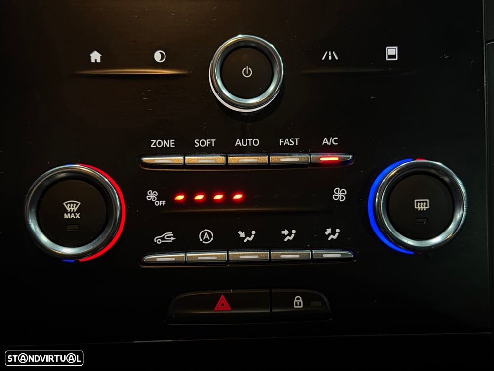 Renault Mégane Sport Tourer 1.5 dCi Limited EDC - 24