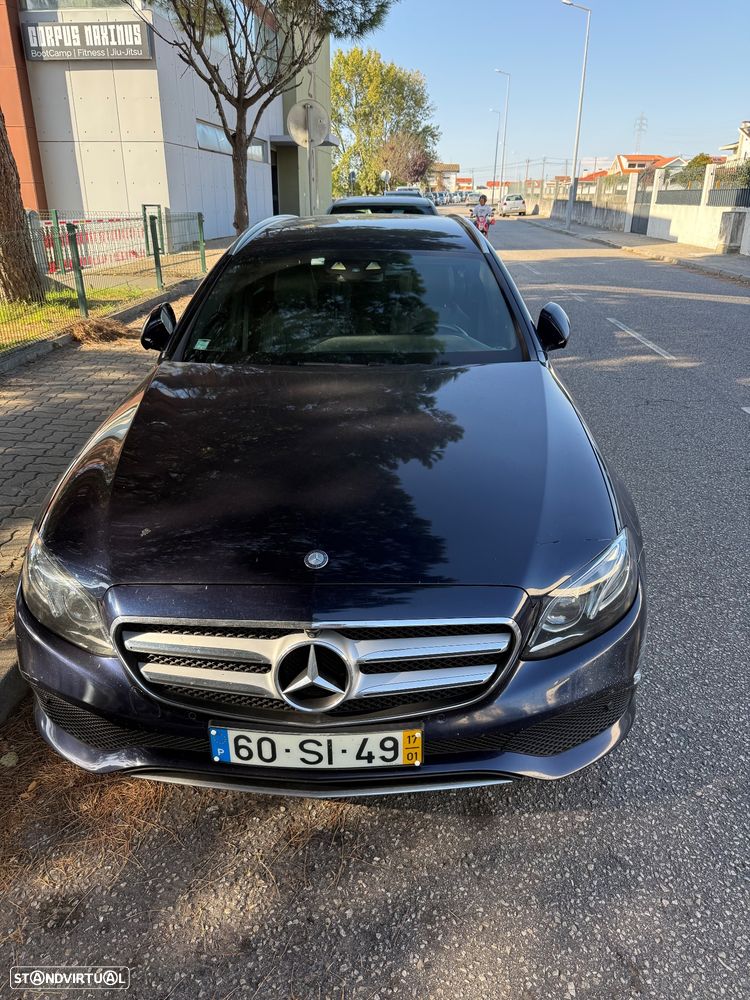 Mercedes-Benz E 200 - 1
