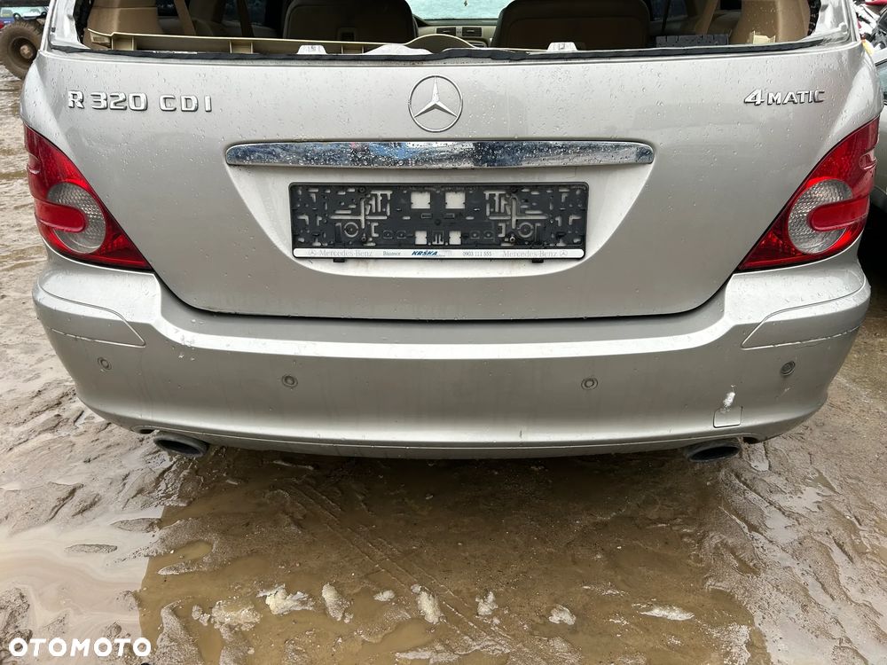 ZDERZAK TYŁ MERCEDES-BENZ R-KLASA W251 - 1