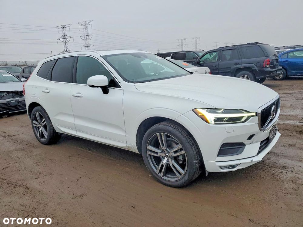 Volvo XC 60 T5 AWD Momentum - 3