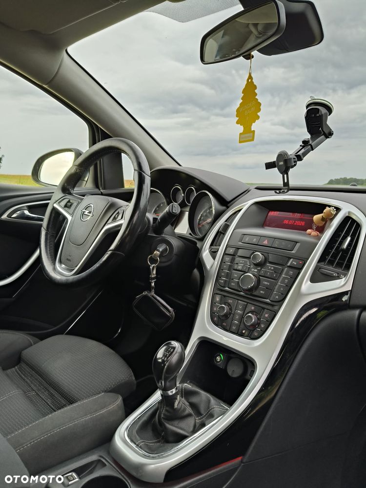 Opel Astra 1.4 Turbo - 17