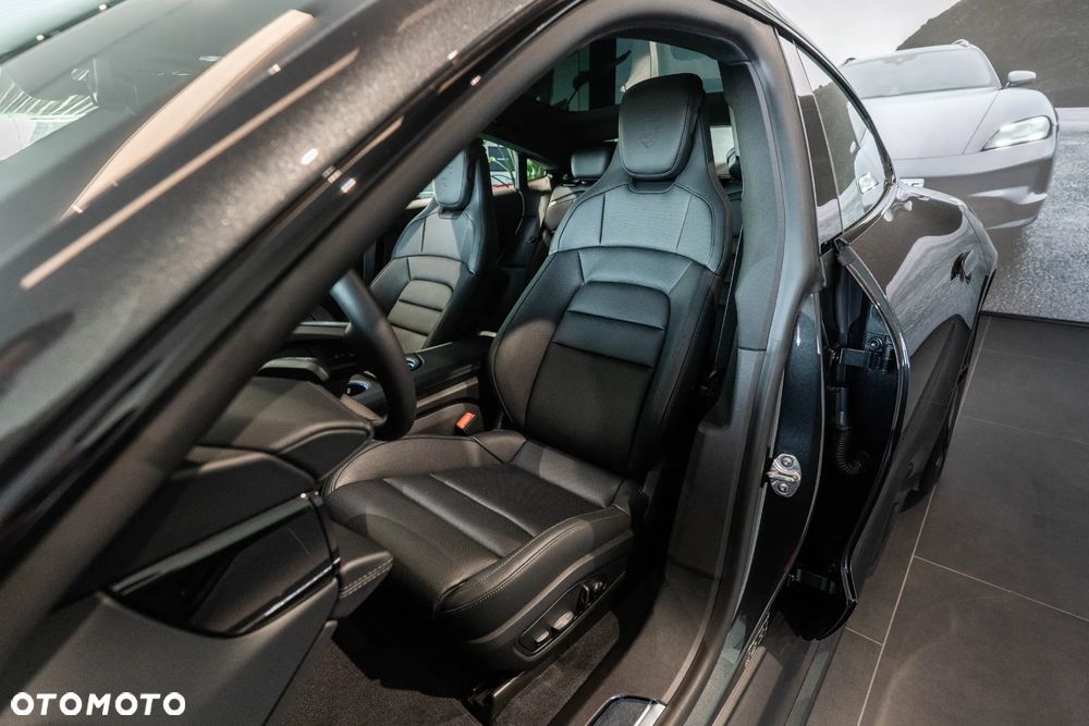Porsche Taycan 105kWh 4S Black Edition - 8