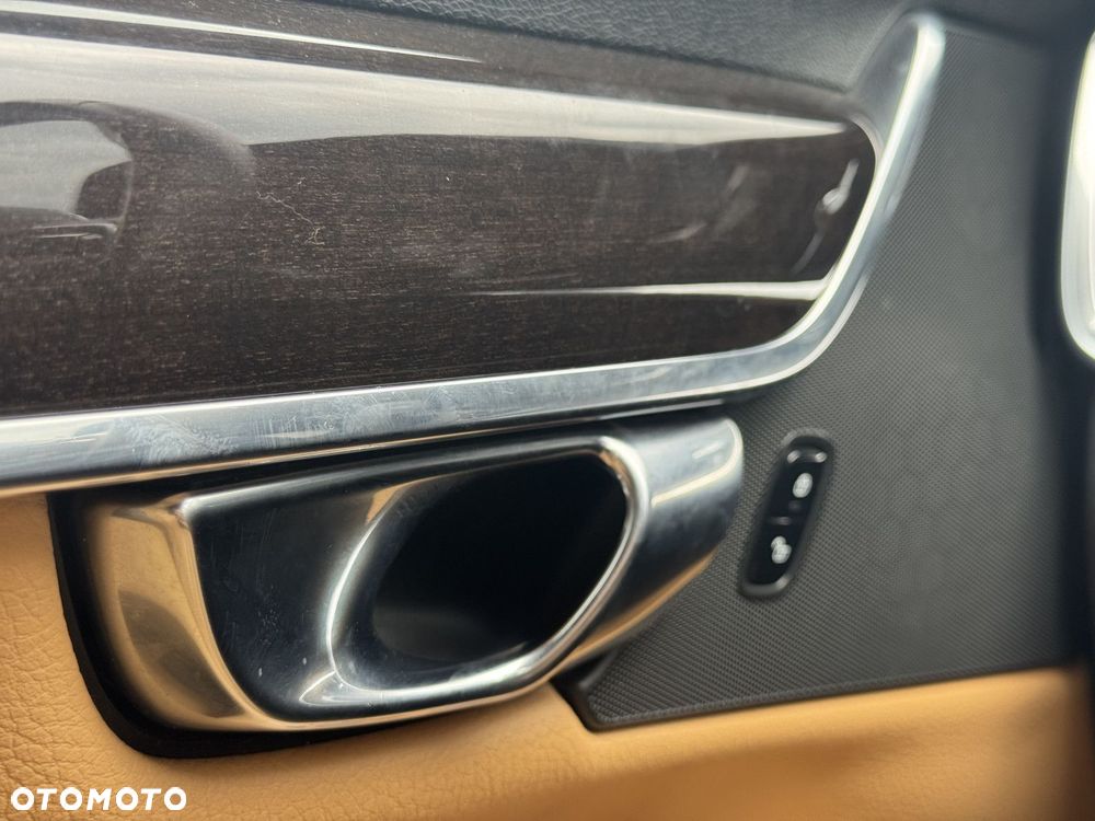 Volvo S90 - 29