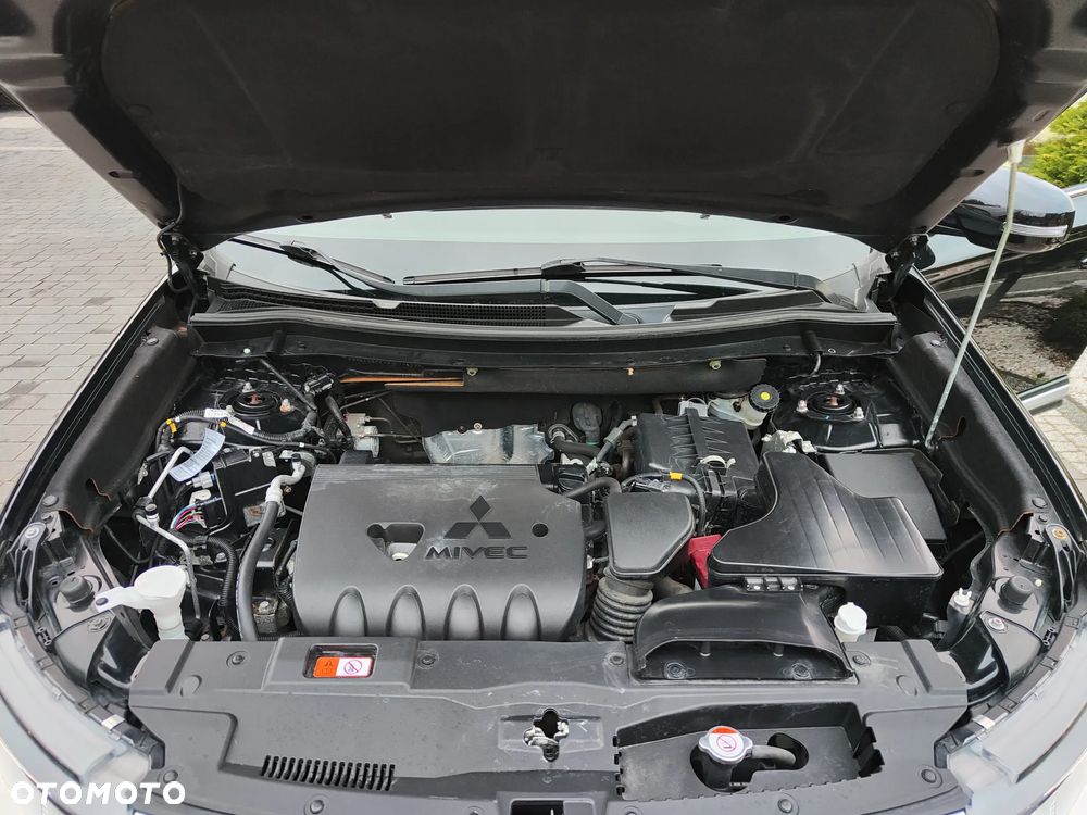 Mitsubishi Outlander 2.0 2WD Invite - 9