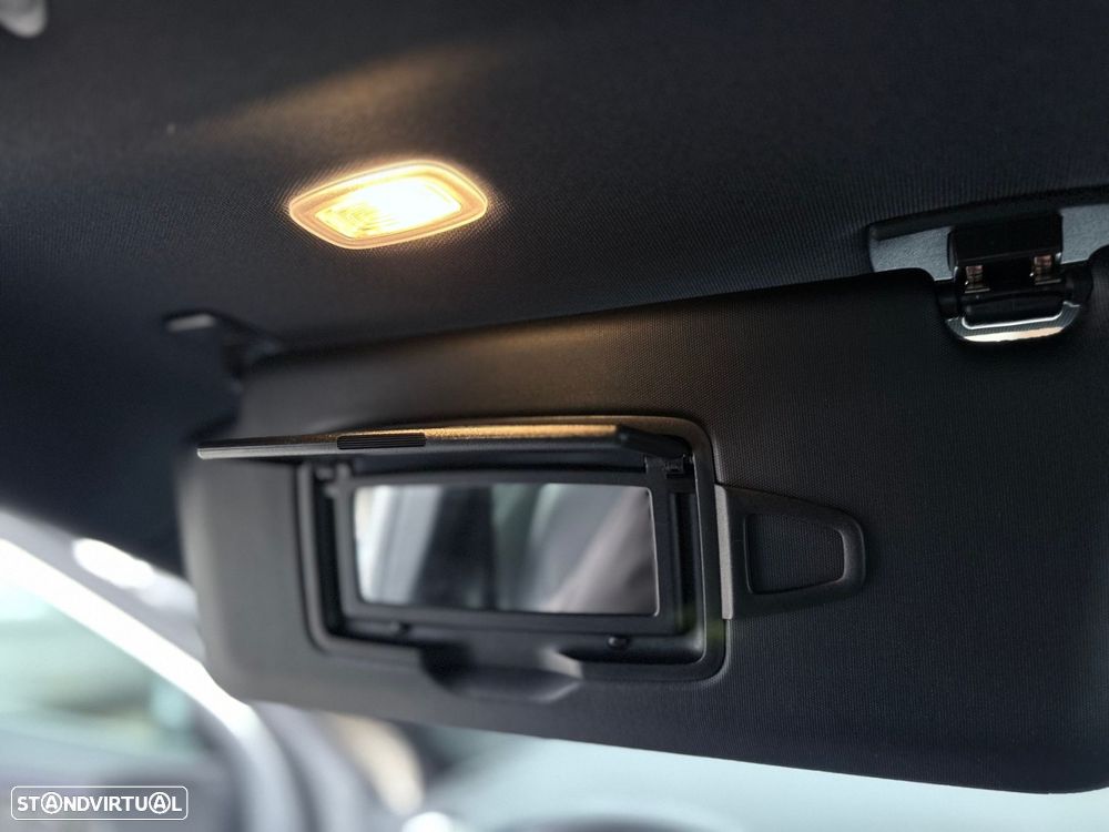 Mercedes-Benz A 180 7G-DCT Progressive - 56