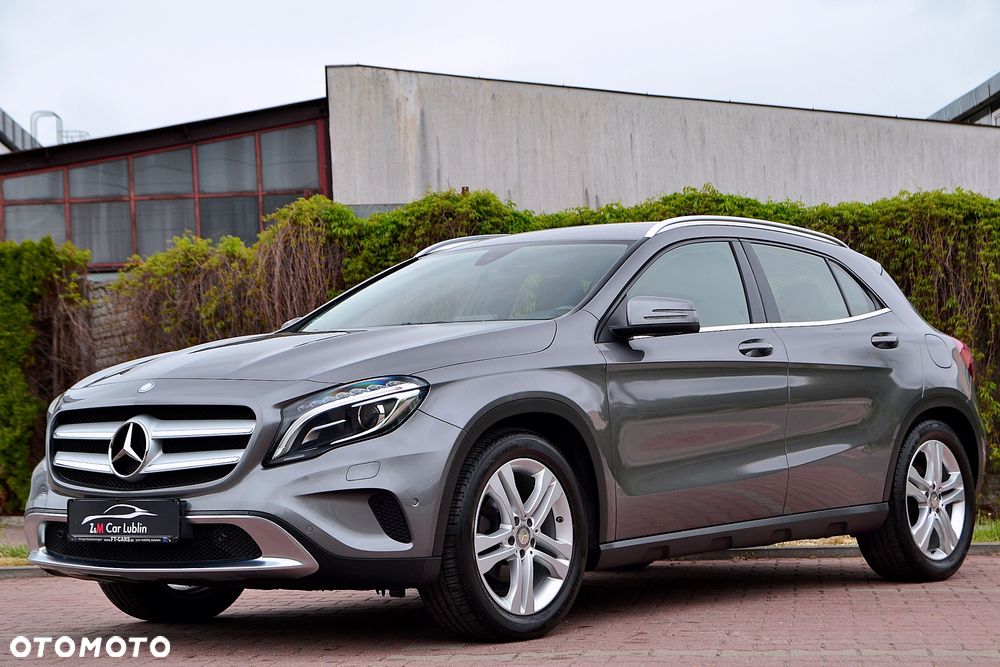 Mercedes-Benz GLA 200 Style - 9
