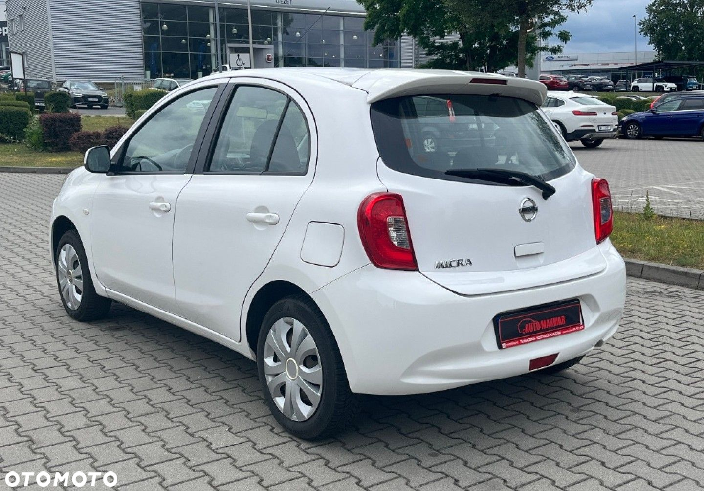 Nissan Micra - 5
