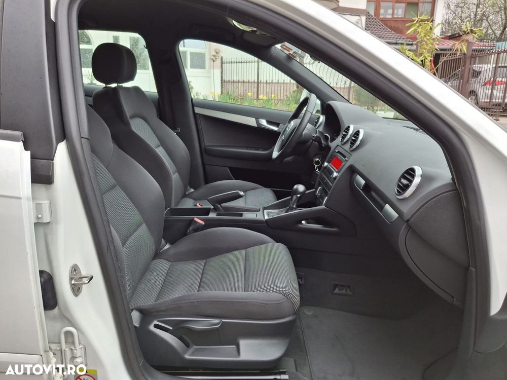 Audi A3 1.4 TFSI ack S tronic Attraction - 14