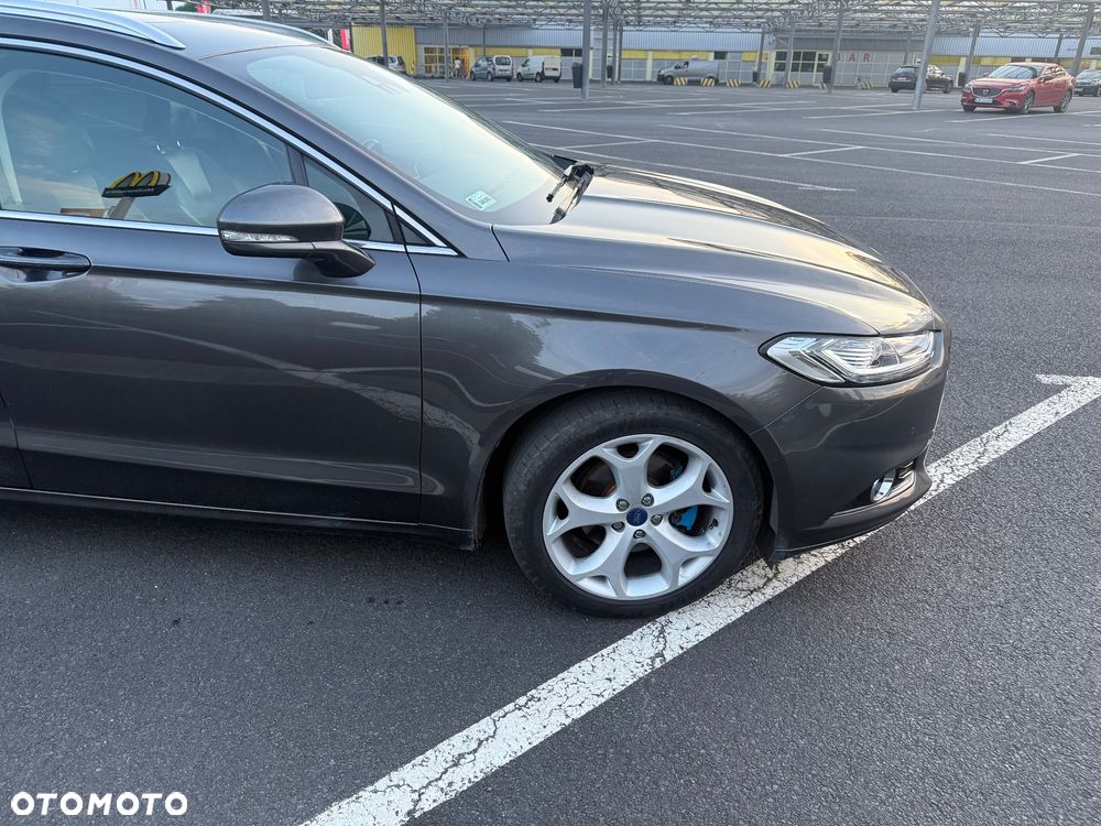 Ford Mondeo Turnier 2.0 TDCi Start-Stopp PowerShift-Aut Titanium - 2