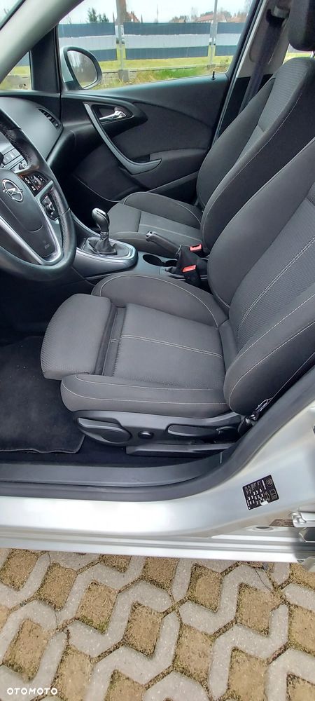 Opel Astra 1.4 Turbo (ecoFLEX) Start/Stop Excellence - 10