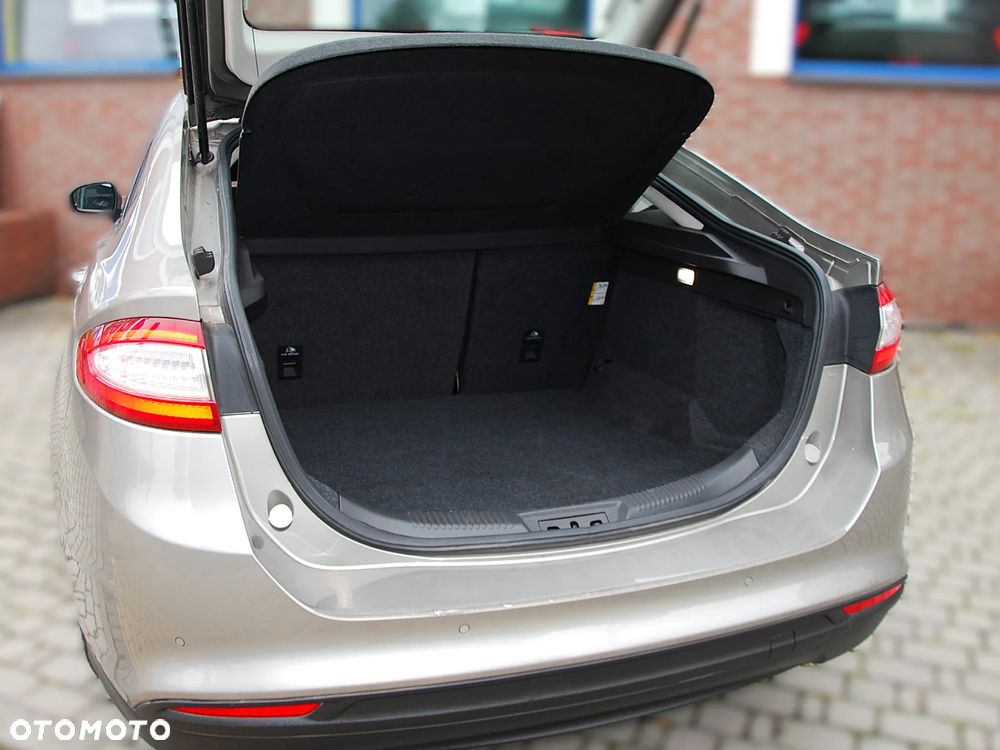 Ford Mondeo 1.5 EcoBoost Silver X (Amb Plus) - 38