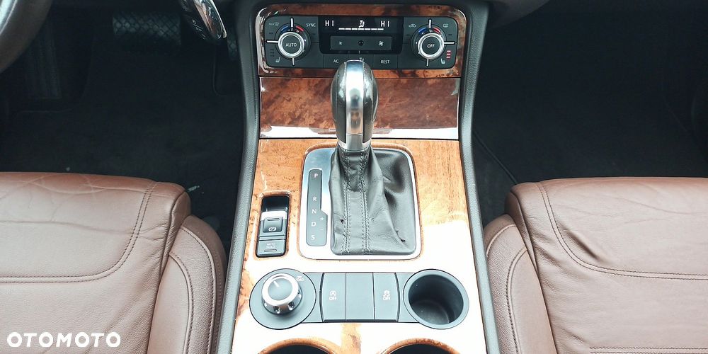 Volkswagen Touareg 3.0 V6 TDI BMT X-Edition - 20