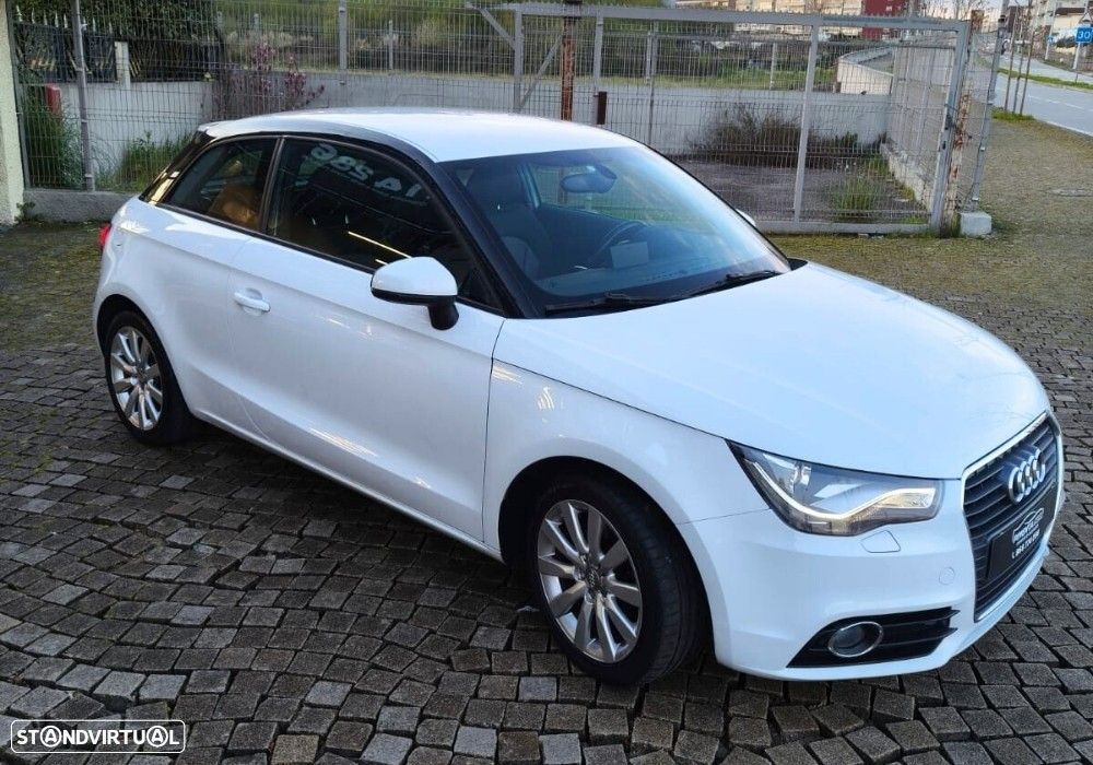 Audi A1 1.6 TDI S-line 99g - 2