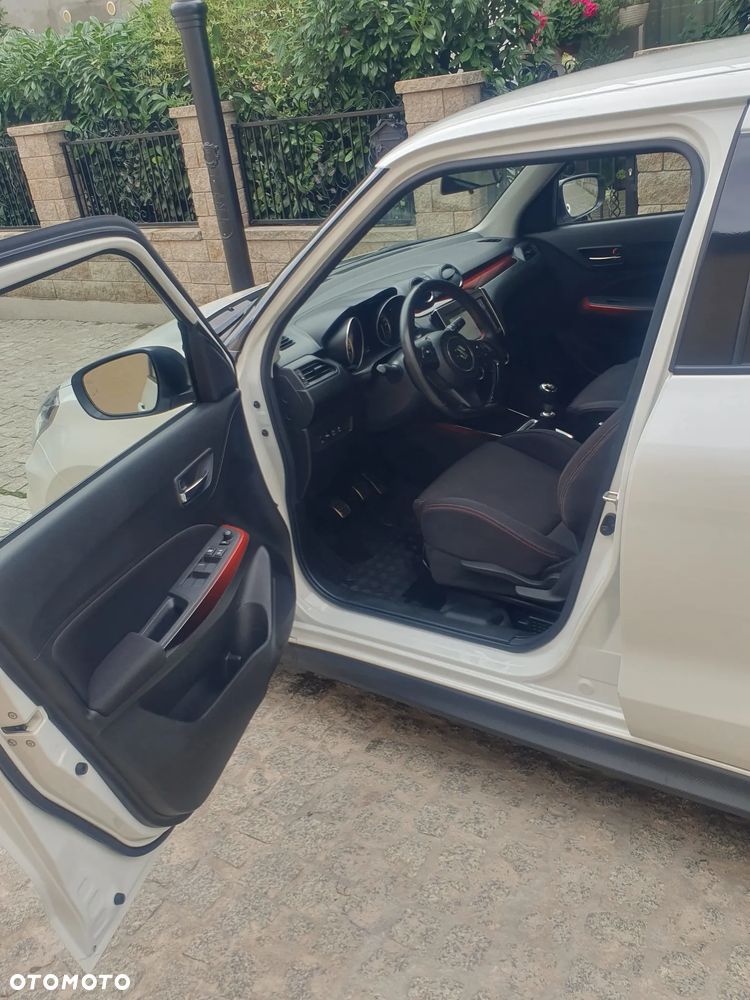 Suzuki Swift - 10