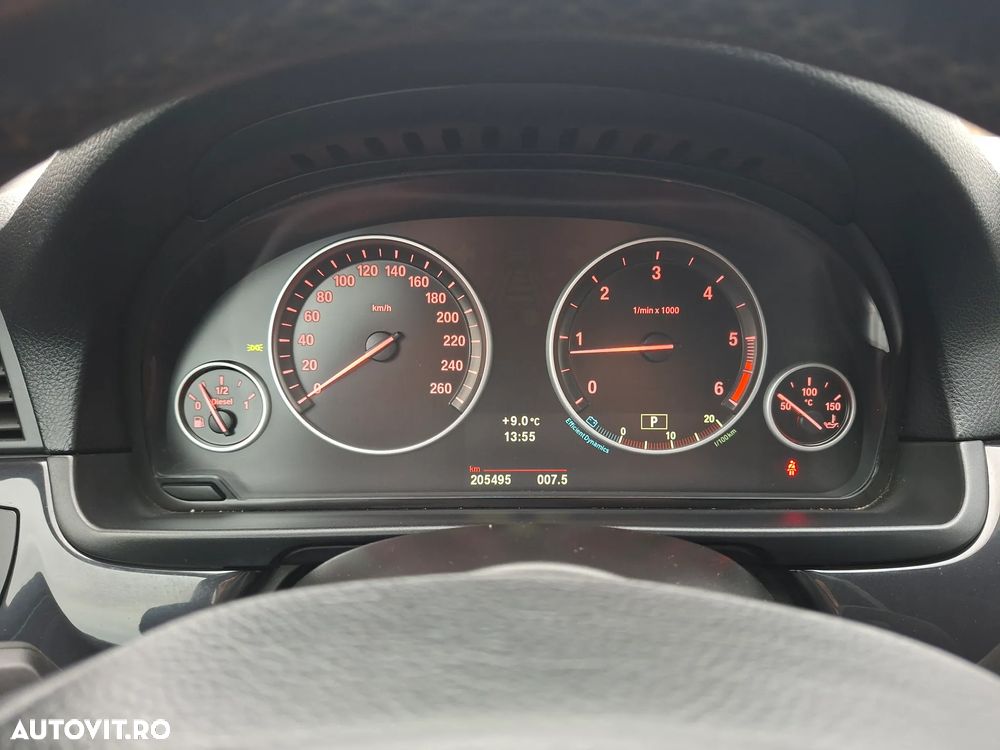 BMW Seria 5 525d xDrive AT - 19