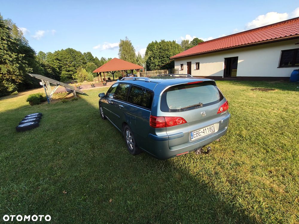 Honda Accord - 2