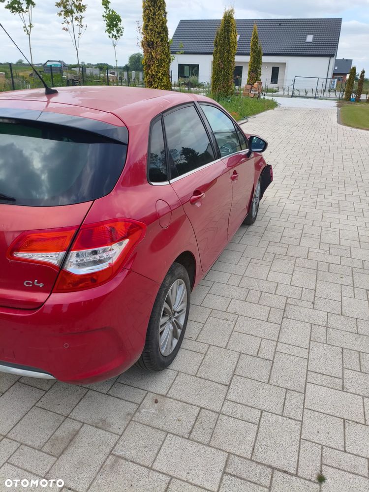 Citroën C4 HDi 90 Attraction - 2